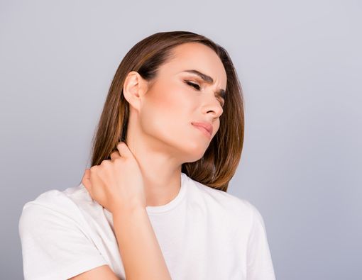 Nyeri dan Pegal Tak Kunjung Usai? Waspada Fibromyalgia