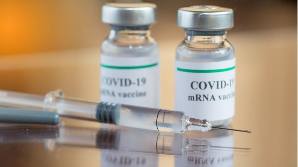 Studi: Booster Vaksin mRNA Tingkatkan Efikasi Vaksin Sinovac