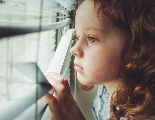 Kenali Gejala Trauma pada Anak Korban Gempa