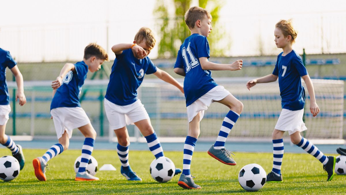 Umur Berapa Seharusnya Anak Mulai Ikut Klub Olahraga?