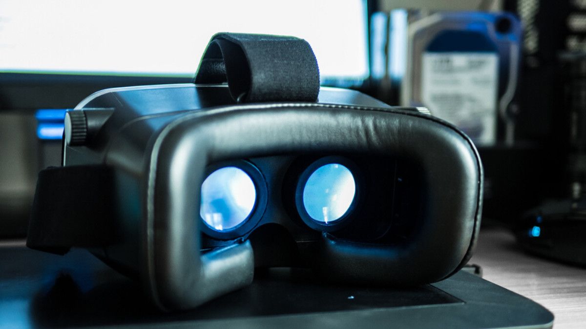 Pakai Kacamata Anti Blue Light, Efektifkah Lindungi Mata dari Radiasi?