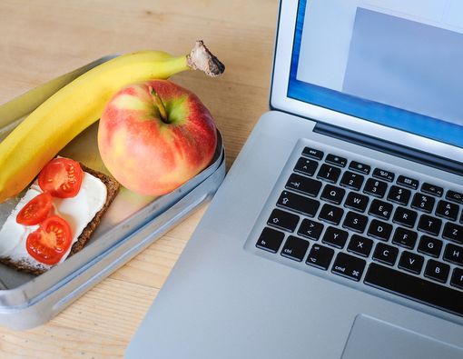 5 Ide Camilan Sehat untuk di Kantor