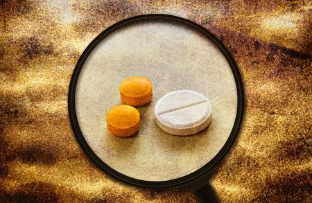 Obat Ilegal, Apakah Pasti Obat Palsu?