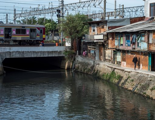 Dampak Buruk BAB Sembarangan bagi Kesehatan