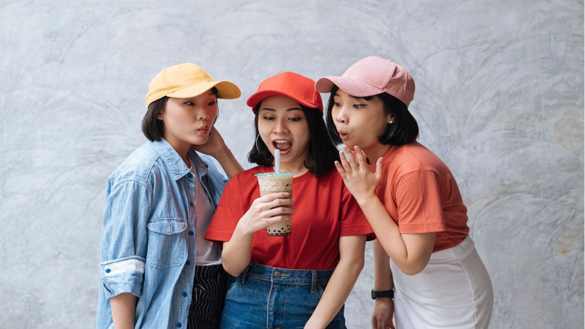 Waspada Bahaya Minuman Kekinian untuk Kesehatan Gigi