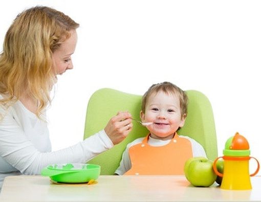 Jadwal Memberikan Makanan Pendamping ASI untuk Si Kecil