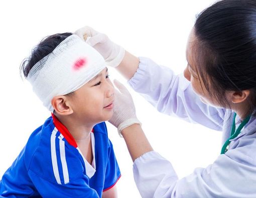 Kepala Anak Terbentur? Segera Lakukan Ini!