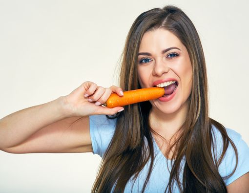 5 Makanan untuk Menjaga Kesehatan Mata Anda