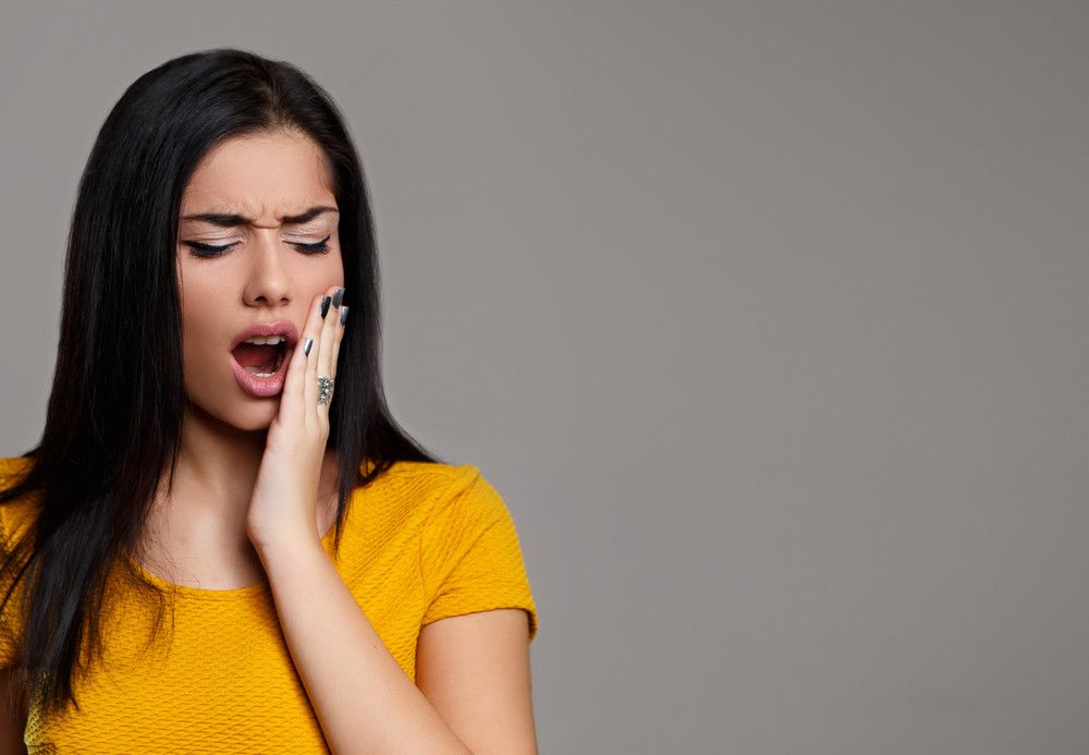 Waspada, Langsung Sikat Gigi Setelah Makan Bikin Gigi Ngilu!