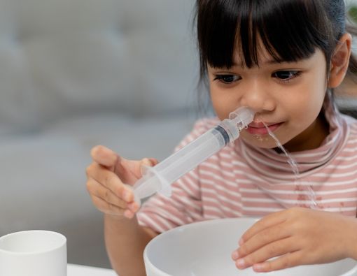 Prosedur Mencuci Hidung di Rumah dengan Larutan Isotonik