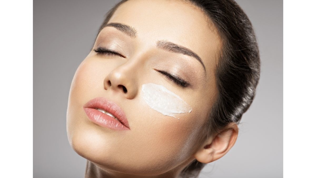 Kesalahan yang Sering Dilakukan Saat Memakai Eye Cream