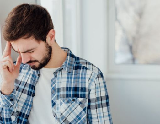 Gangguan Penglihatan Bisa Picu Sakit Kepala?