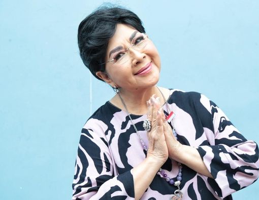 Titiek Puspa Hadapi Kanker Serviks Hingga Pakai Alat Pacu Jantung