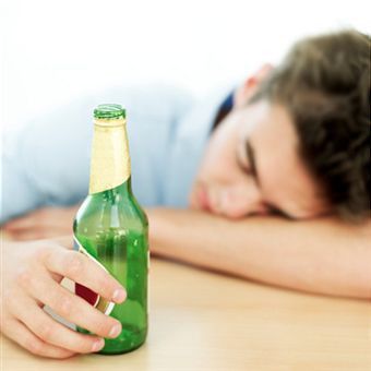Gadis Remaja Lebih Rentan Terhadap Alkohol