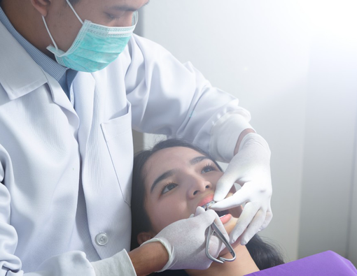 Cara Memajukan Gigi yang Mundur agar Lebih Rapi