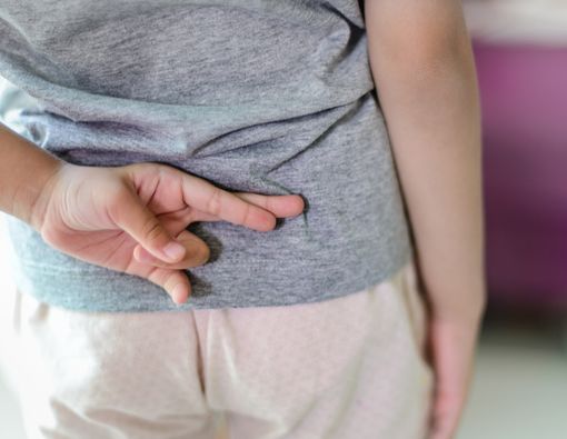 Tak Selalu Tanda Berbohong, Gestur Tubuh Bisa Jadi Bermakna Lain