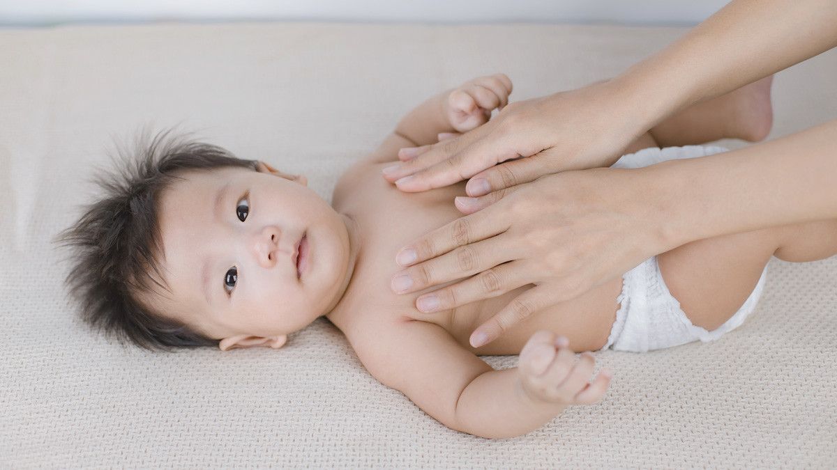 Berbagai Manfaat Petroleum Jelly untuk Kulit Bayi