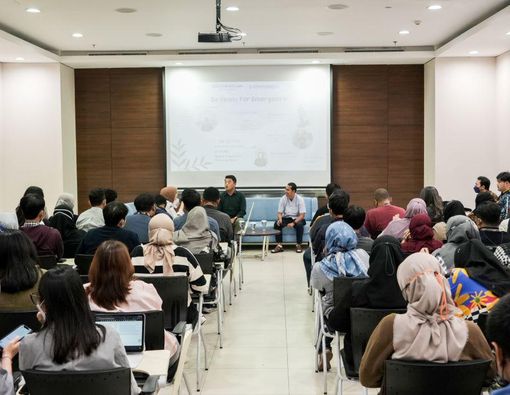 Kemeriahan Acara Office To Office KlikDokter dan MNC Portal