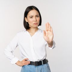 Terjebak Denial? Ini 5 Cara Sehat Mengatasinya