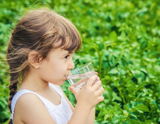 Kiat Hindari Dehidrasi pada Anak