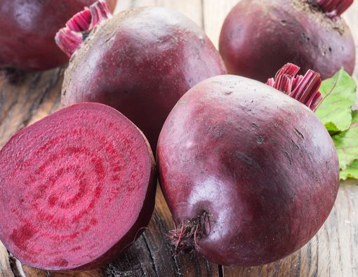 Menilik Manfaat Buah Bit untuk Menstruasi