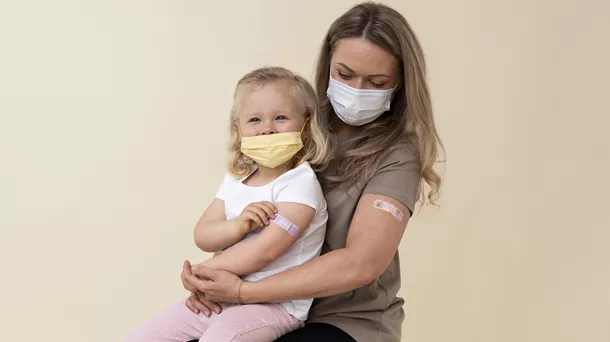 Pentingnya Pemberian Vaksin Flu untuk Anak dan Ibu
