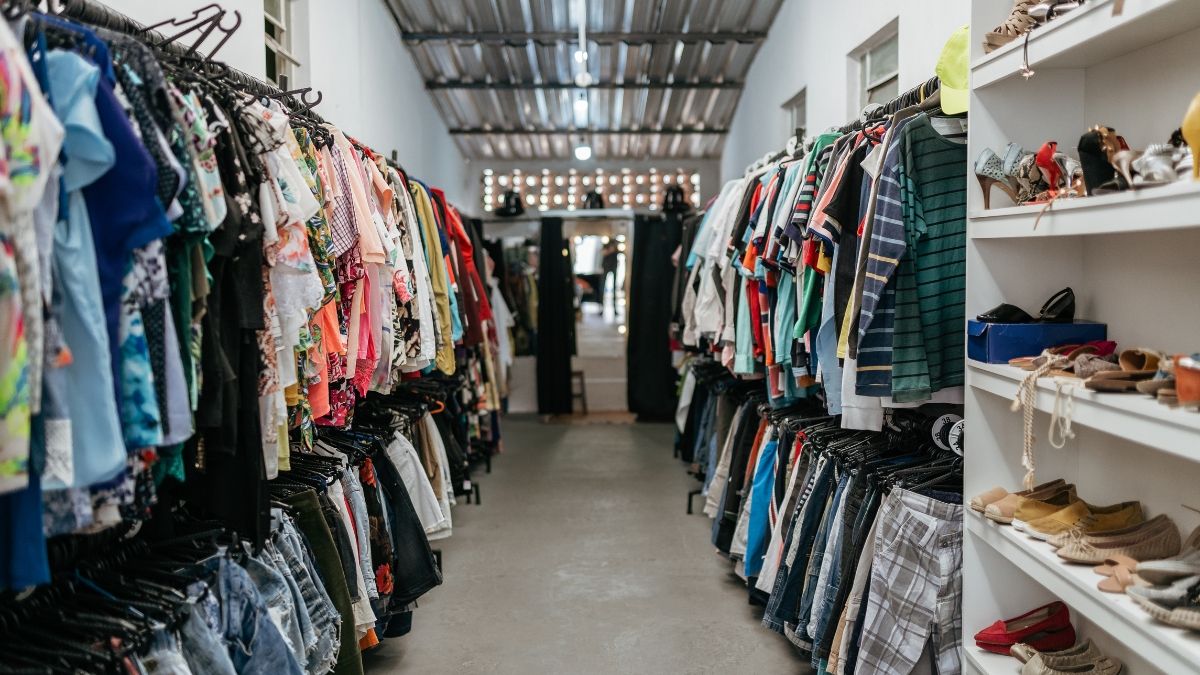 6 Penyakit yang Mungkin Menular Melalui Baju Thrifting