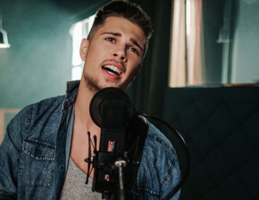 Rutin Latihan Menyanyi Bisa Kurangi Kebiasaan Mendengkur?