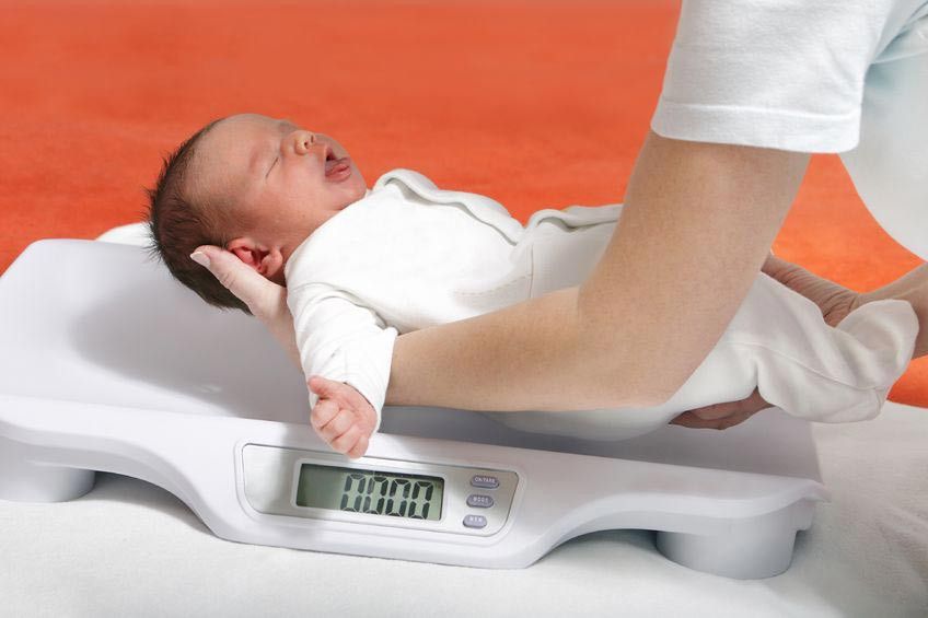 Berat Badan Bayi Kurang? Perhatikan Hal Ini