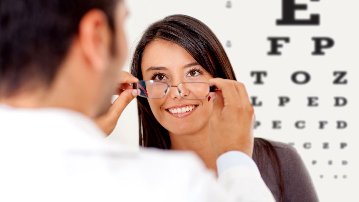 Benarkah Kacamata Terapi bisa Mengobati Mata Minus?