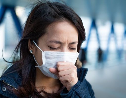 Penyebab Batuk Rasa Logam yang Tak Bisa Disepelekan