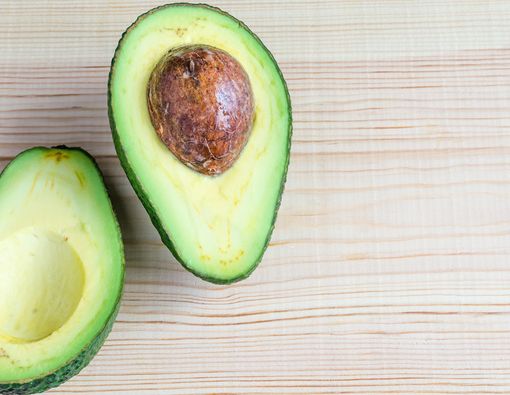 Menyingkap Manfaat Buah Alpukat untuk Wanita Haid