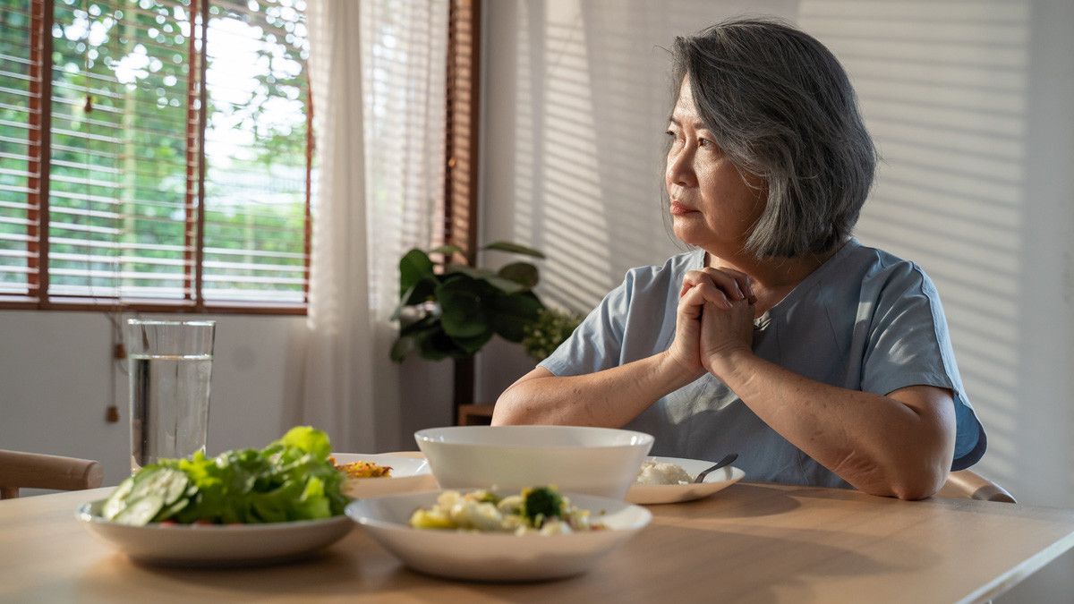 Mengenali Bahaya Malnutrisi pada Lansia