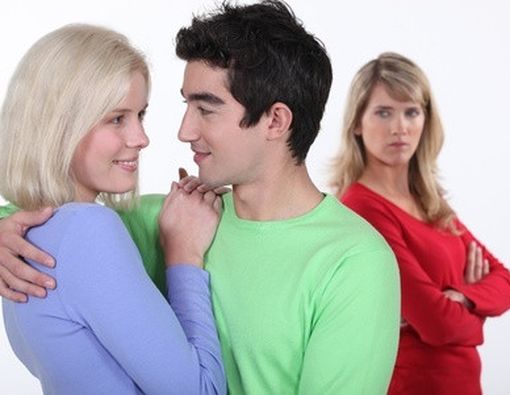 Tips Anti Selingkuh Bagi Wanita