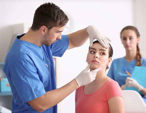 Hati-hati, Ini Efek Negatif Operasi Plastik