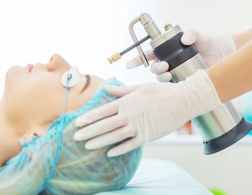 Wajah Kencang dan Awet Muda dengan Facial Krioterapi