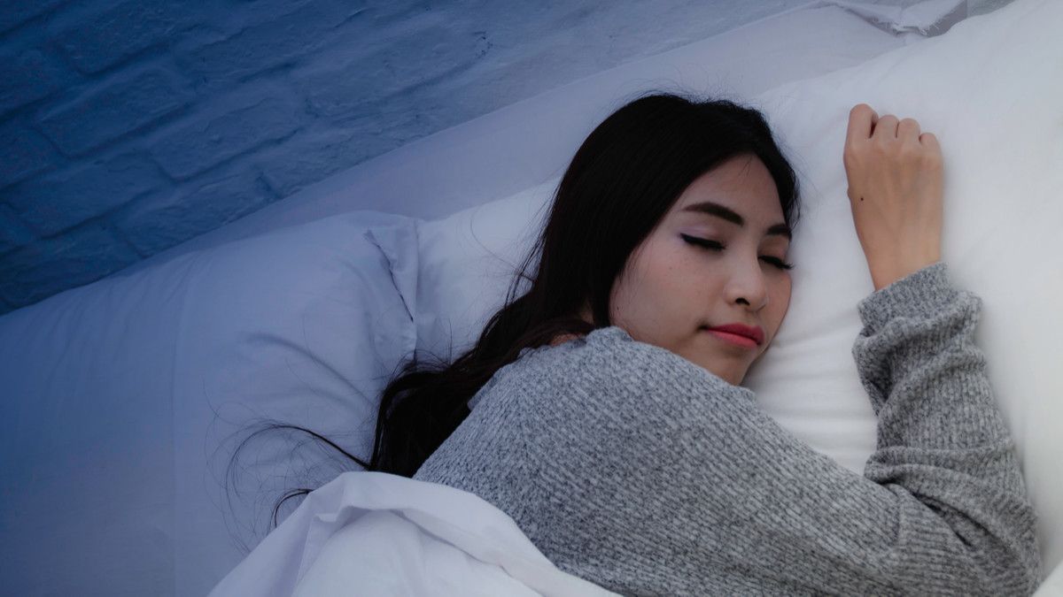 Mana Lebih Baik, Tidur dengan Lampu Mati atau Menyala?