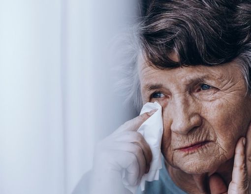 Ketahui Kondisi Hiperlakrimasi, Air Mata Berlebih pada Lansia