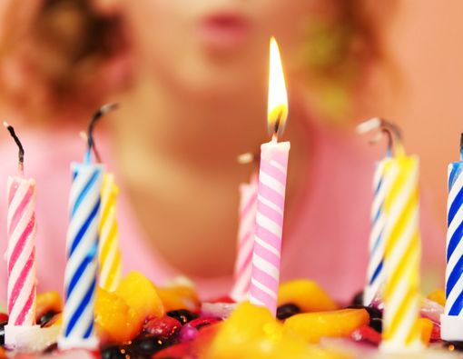 Rayakan Hari Lahir? Hati-hati, Ini Bahaya Tiup Lilin saat Ulang Tahun