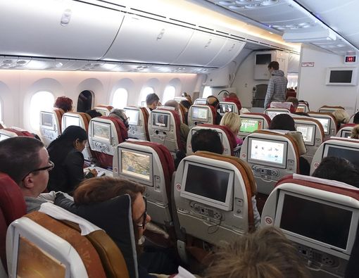 Kiat Peregangan Saat Naik Pesawat