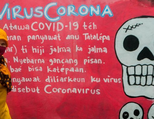Perlukah Pakai Dua Masker Medis Sekaligus untuk Cegah COVID-19?