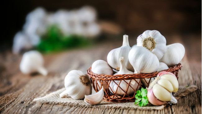 Konsumsi Bawang Putih Bisa Redakan Radang Tenggorokan?