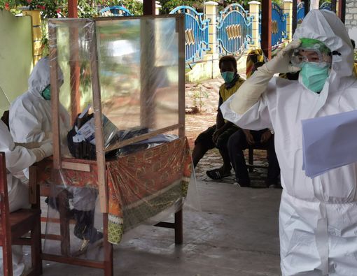 APD Tak Jamin Tenaga Medis Bebas COVID-19