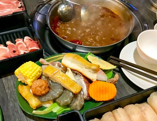 Bahaya Terlalu Sering Makan di Restoran All You Can Eat