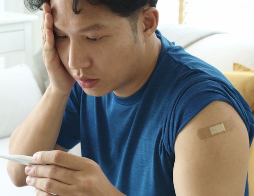 Tak Enak Badan Usai Vaksin COVID-19, Coba Suplemen Cordyceps!