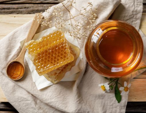 Benarkah Madu Efektif Redakan Radang Tenggorokan?