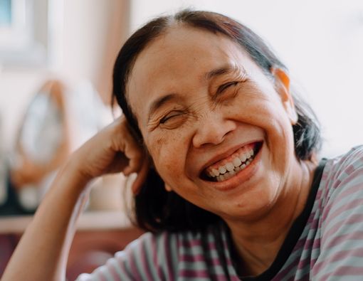 Mengapa Hati yang Gembira adalah Sebuah Obat yang Manjur?