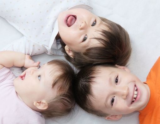 Anak Tengah Rentan Alami Middle Child Syndrome, Benarkah?