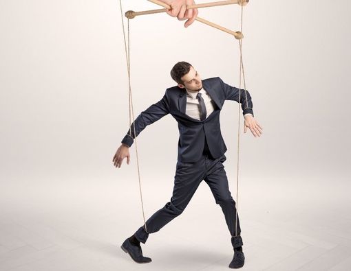 Ciri Orang Manipulatif yang Perlu Diwaspadai