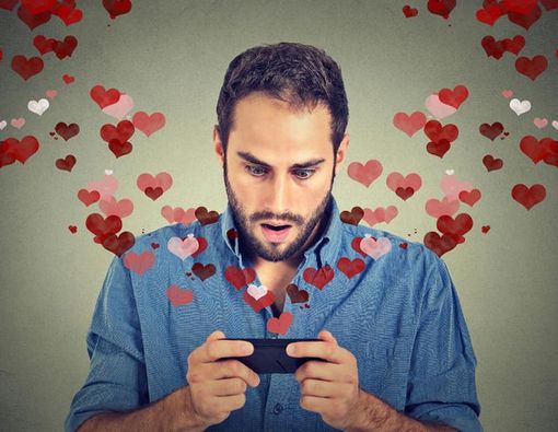 Inilah Tanda-tanda Anda Ketagihan Kencan